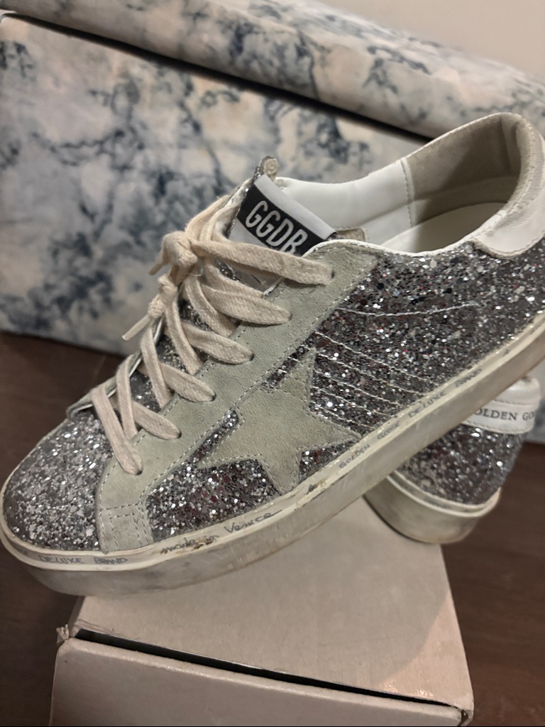 Golden Goose Glitter Star Low-Top Sneakers In Silver And Beige
